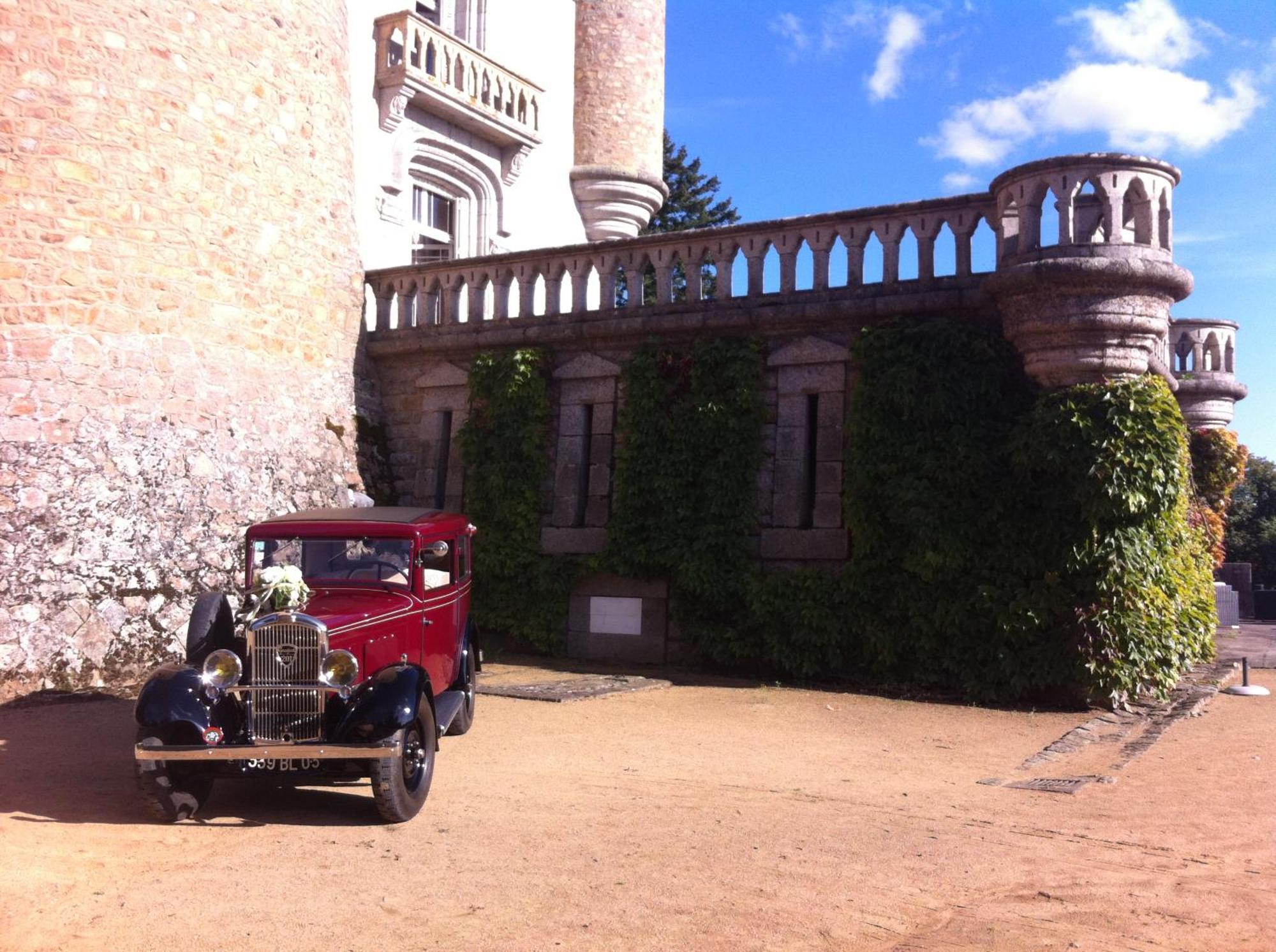 Chateau De Busset Exterior foto